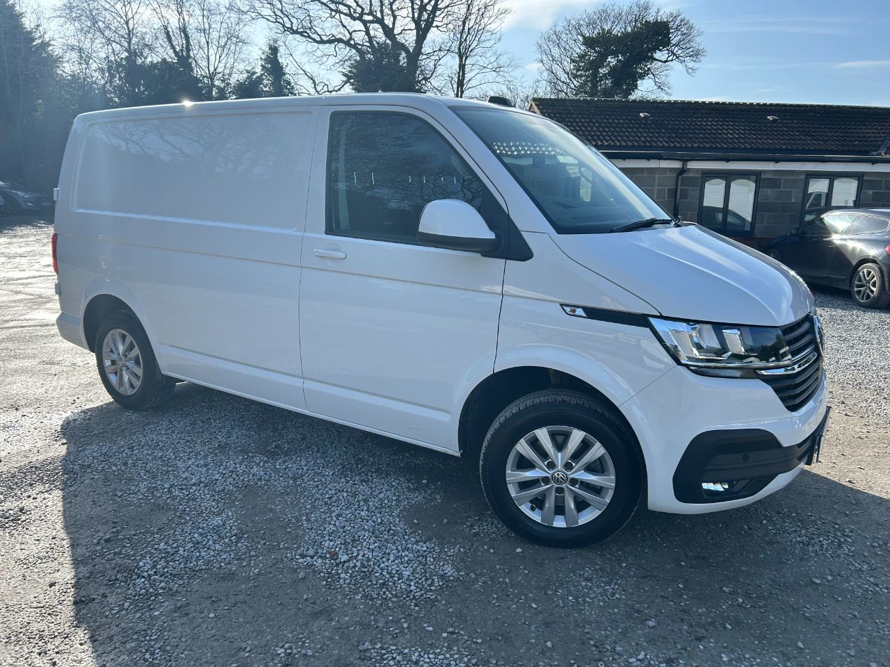 2023 Volkswagen Transporter